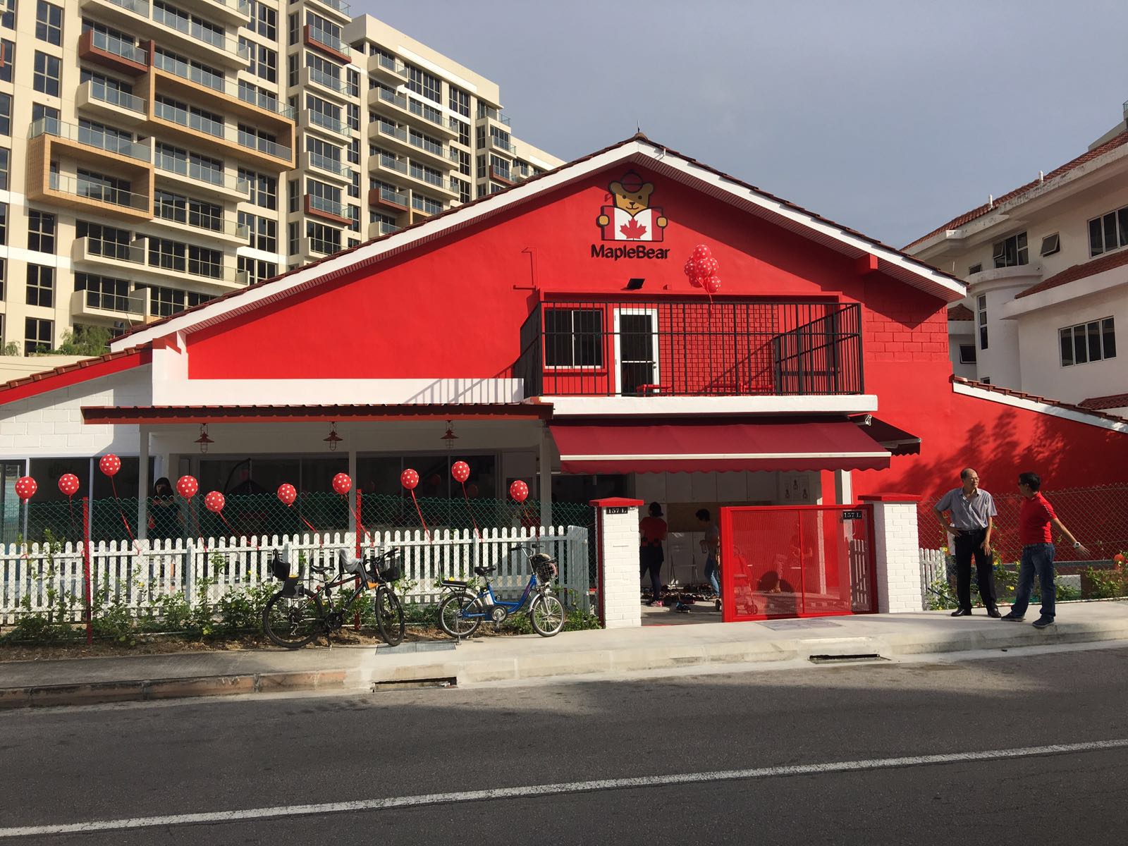 Jalan Loyang Besar